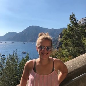 Meet your Posher, Haley